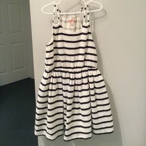 Adorable dress, only worn a few times! Size 8